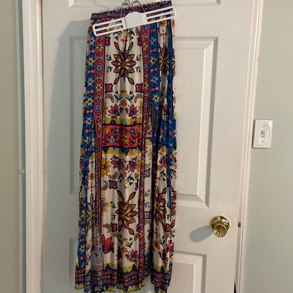 Dresses & Skirts - Super cute.